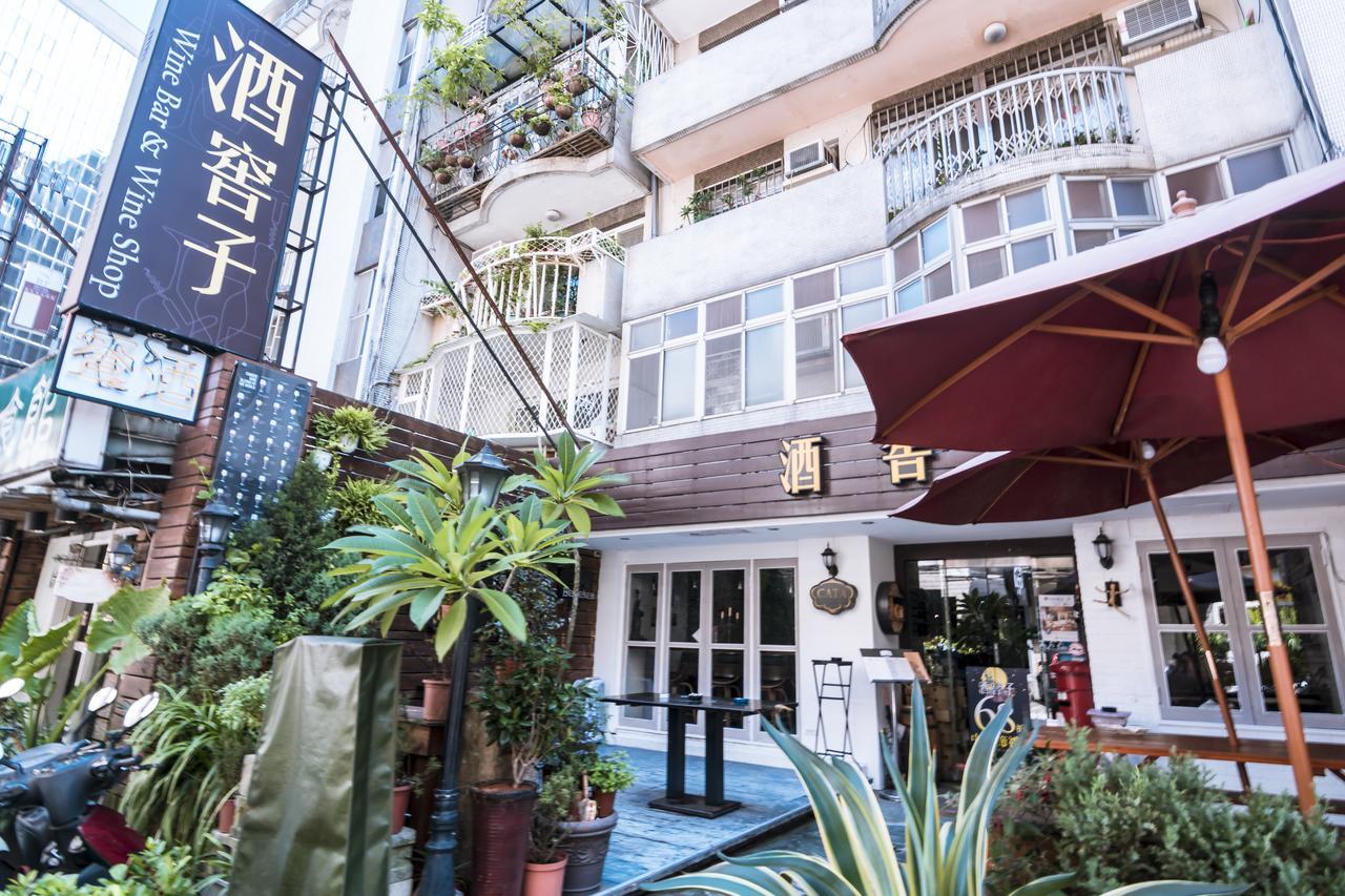 Zhongxiao Dunhua Homestay Tchaj-pej Exteriér fotografie